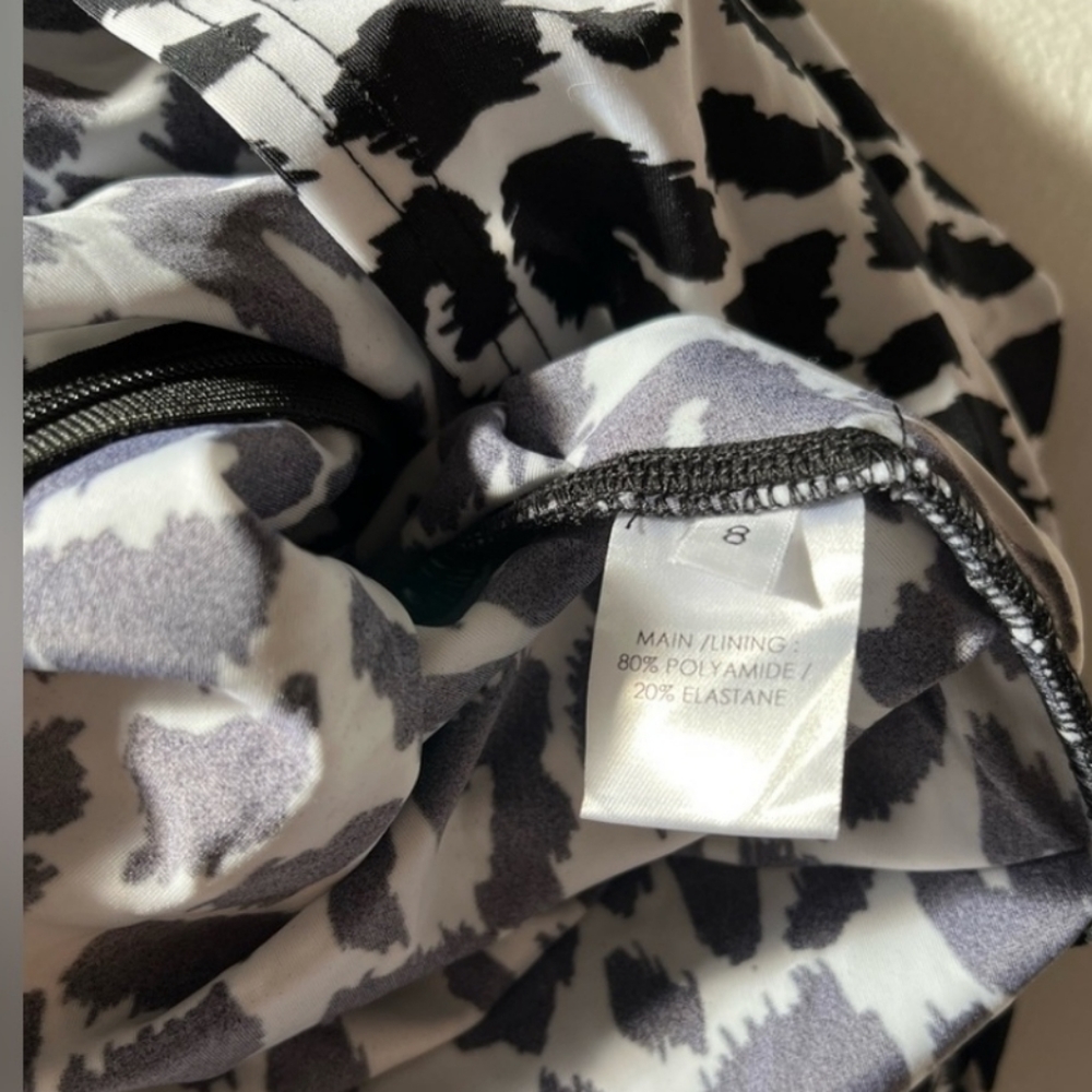 Alex Perry Ryan Leopard Dress - Picture 10 of 11